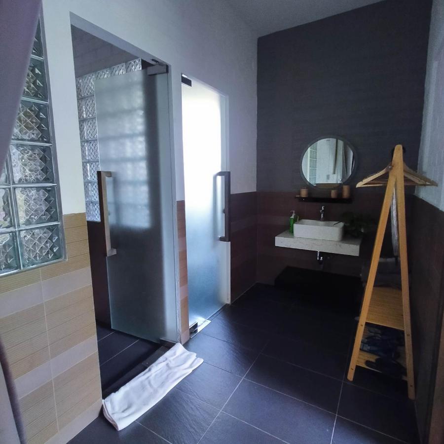 Golden Lotus Spa & Homestay Ap Thien Phuoc Exteriör bild
