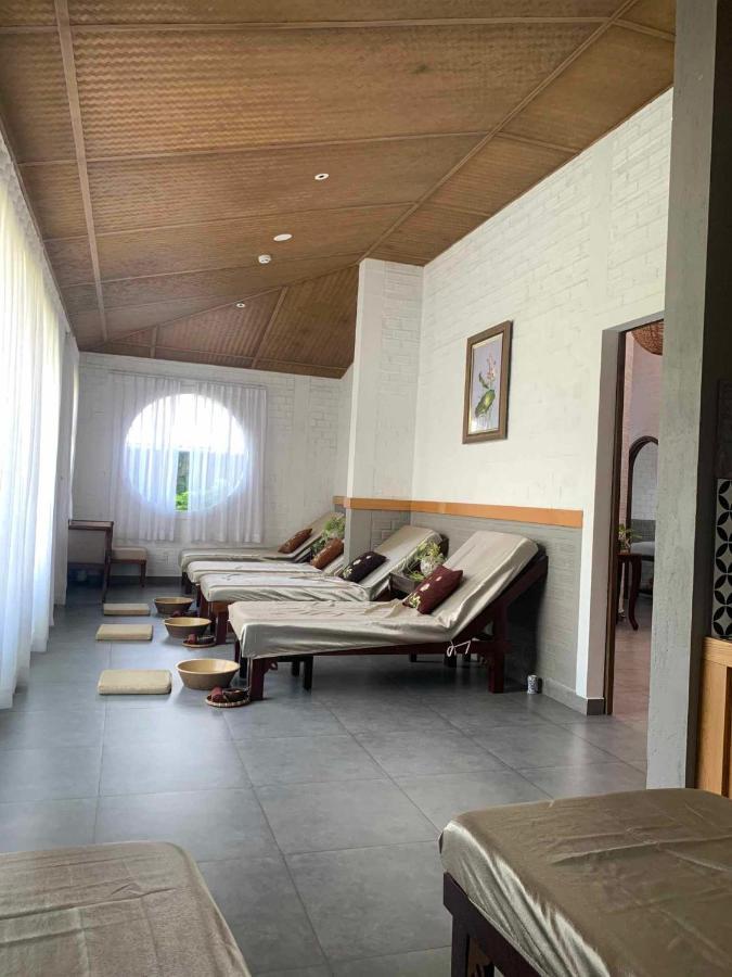 Golden Lotus Spa & Homestay Ap Thien Phuoc Exteriör bild