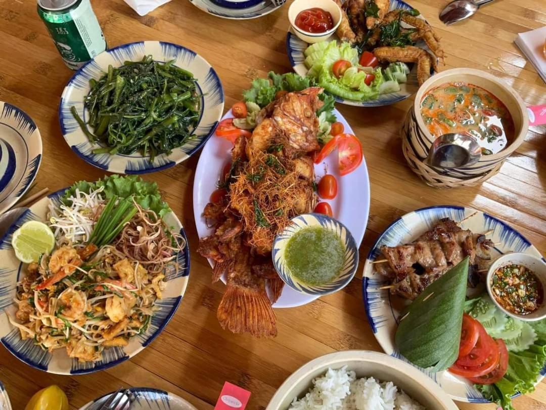 Golden Lotus Spa & Homestay Ap Thien Phuoc Exteriör bild